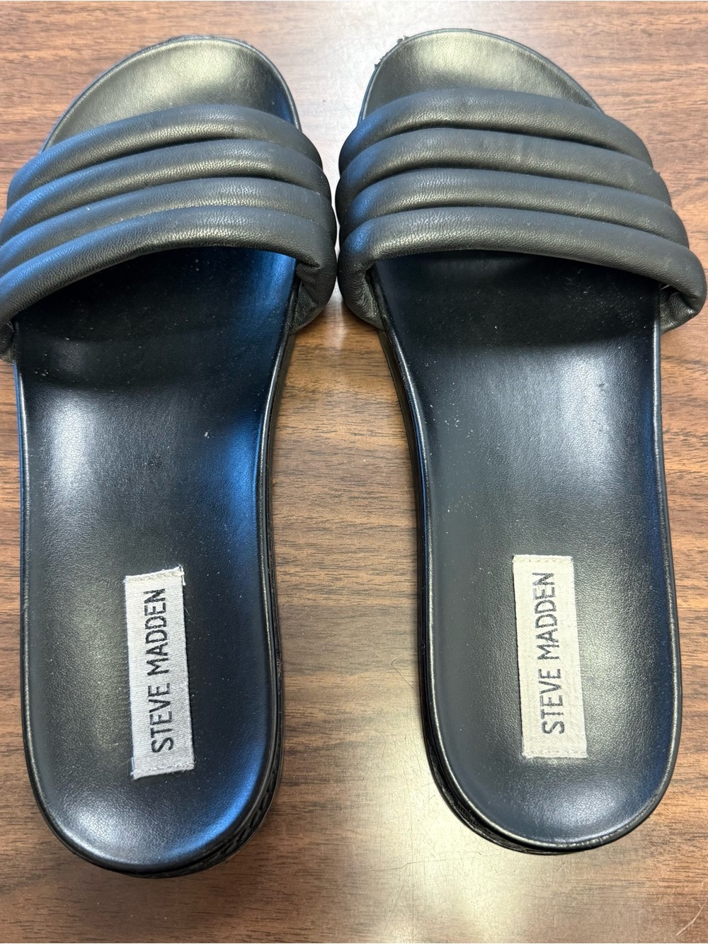Steve Madden Drips Sandals in Black - Size 9